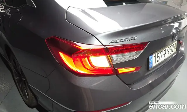 Honda Accord 2021 1.5 автомат (гидро), миниатюра 8