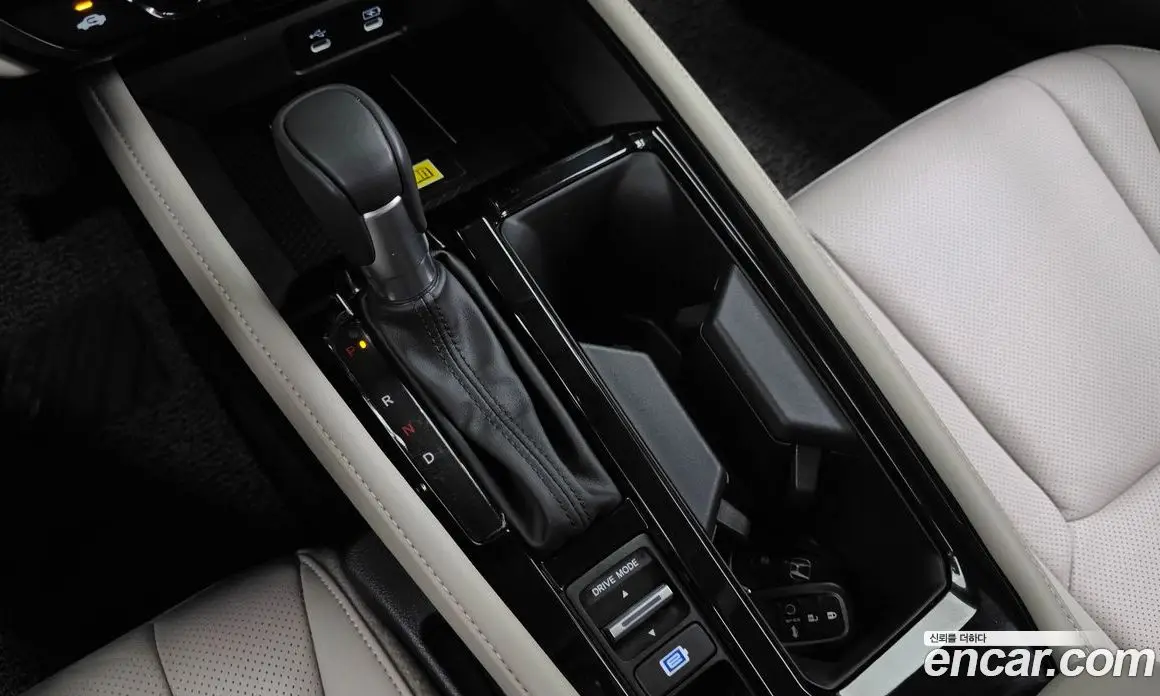 Honda Accord 2025 2.0 автомат (гидро), фото 12