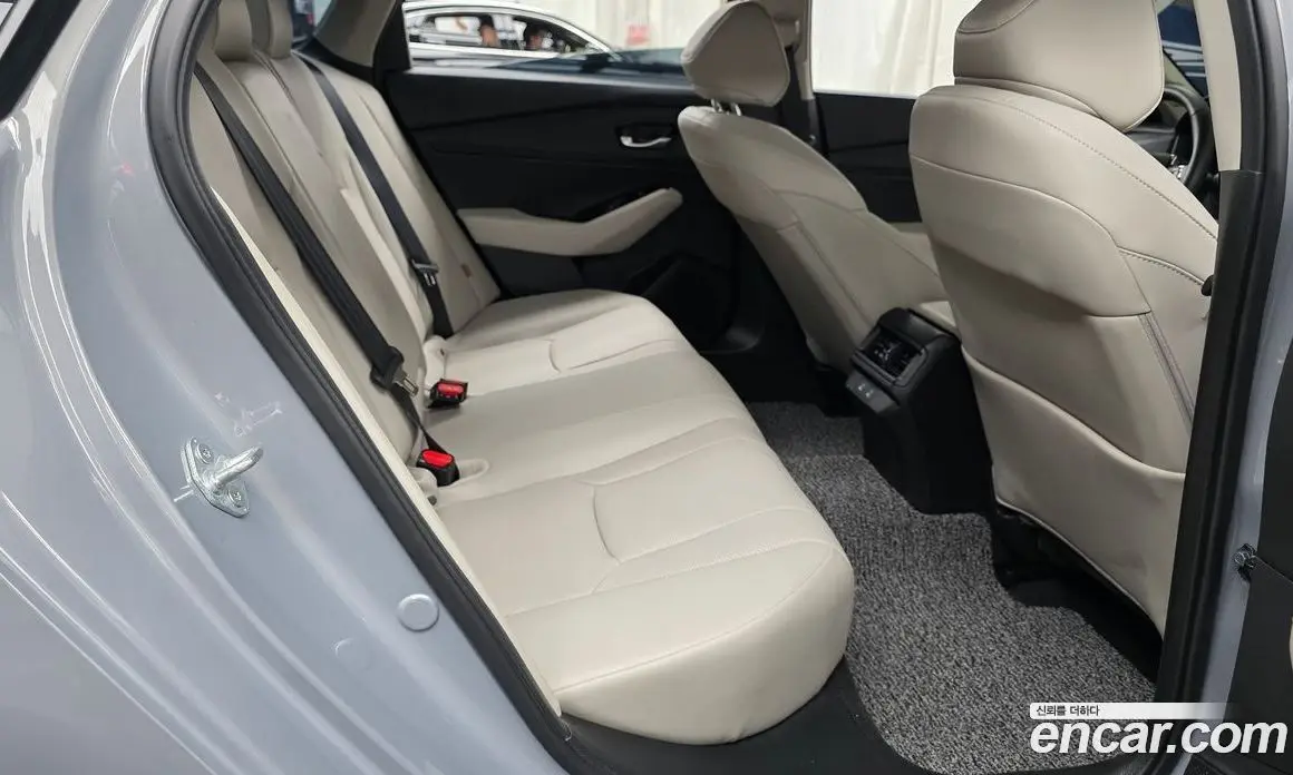 Honda Accord 2025 2.0 автомат (гидро), фото 17