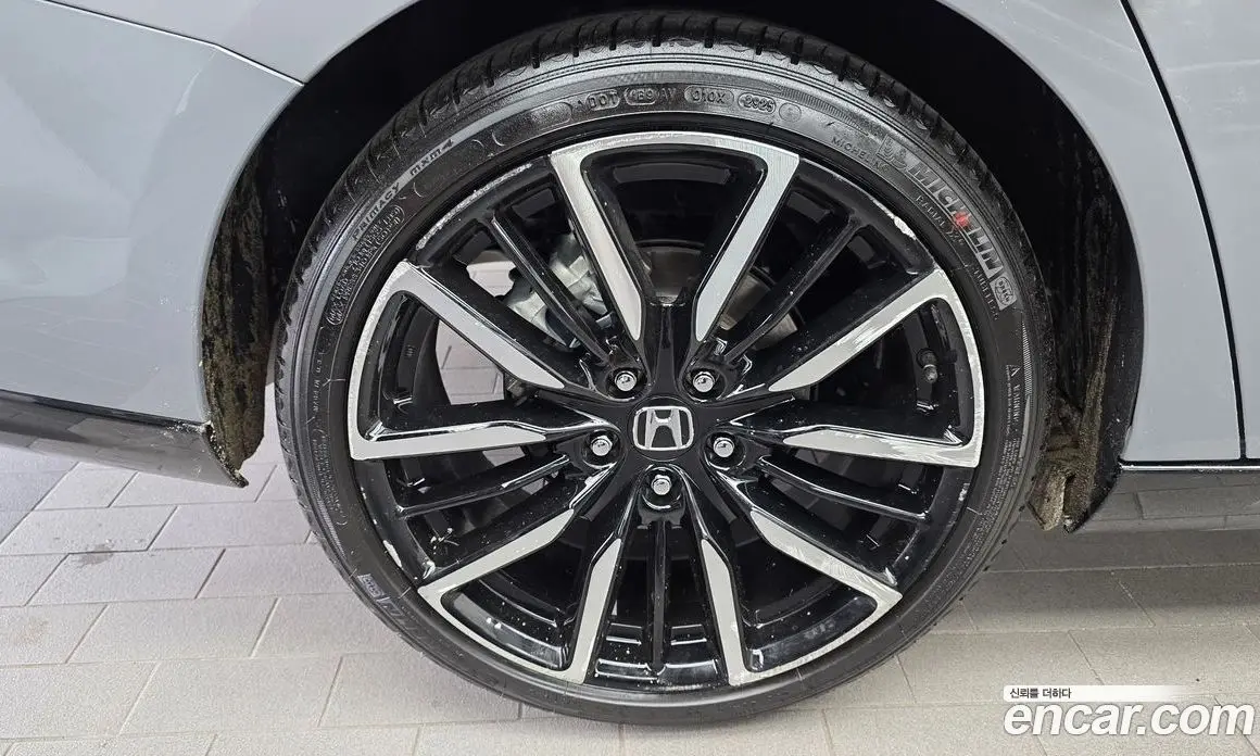 Honda Accord 2025 2.0 автомат (гидро), фото 5