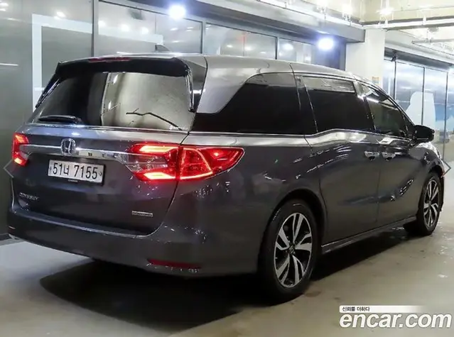 Honda Odyssey 2019 3.5 автомат (гидро), миниатюра 4
