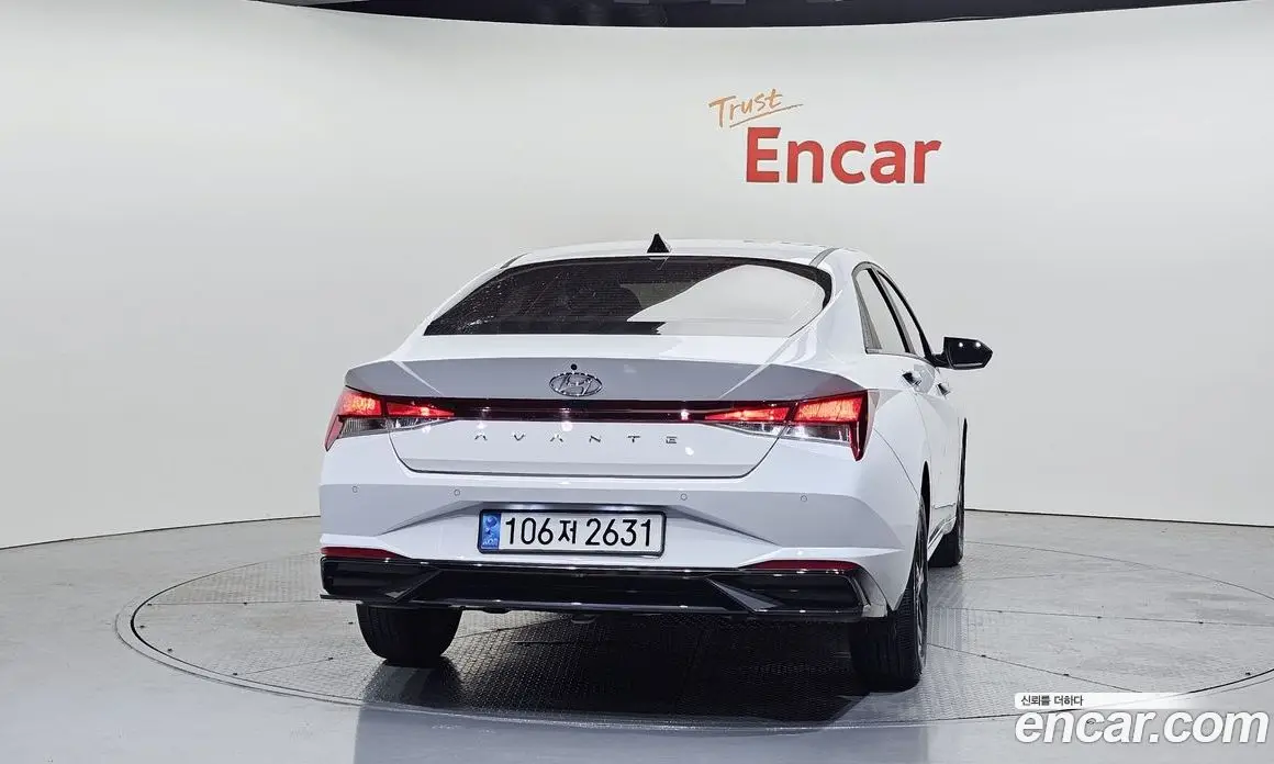 Hyundai Avante 2022 1.6 автомат (гидро), фото 4 Hyundai Avante 2022 1.6 автомат (гидро), фото 4