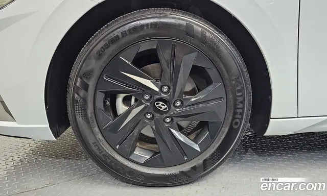 Hyundai Avante 2022 1.6 автомат (гидро), миниатюра 5 Hyundai Avante 2022 1.6 автомат (гидро), миниатюра 5