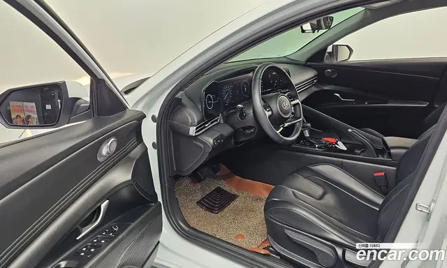 Hyundai Avante 2022 1.6 автомат (гидро), миниатюра 10 Hyundai Avante 2022 1.6 автомат (гидро), миниатюра 10