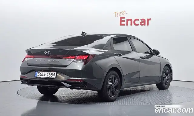 Hyundai Avante 2022 1.6 автомат (гидро), миниатюра 2
