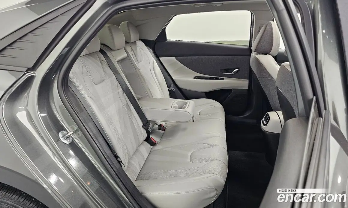Hyundai Avante 2022 1.6 автомат (гидро), фото 16