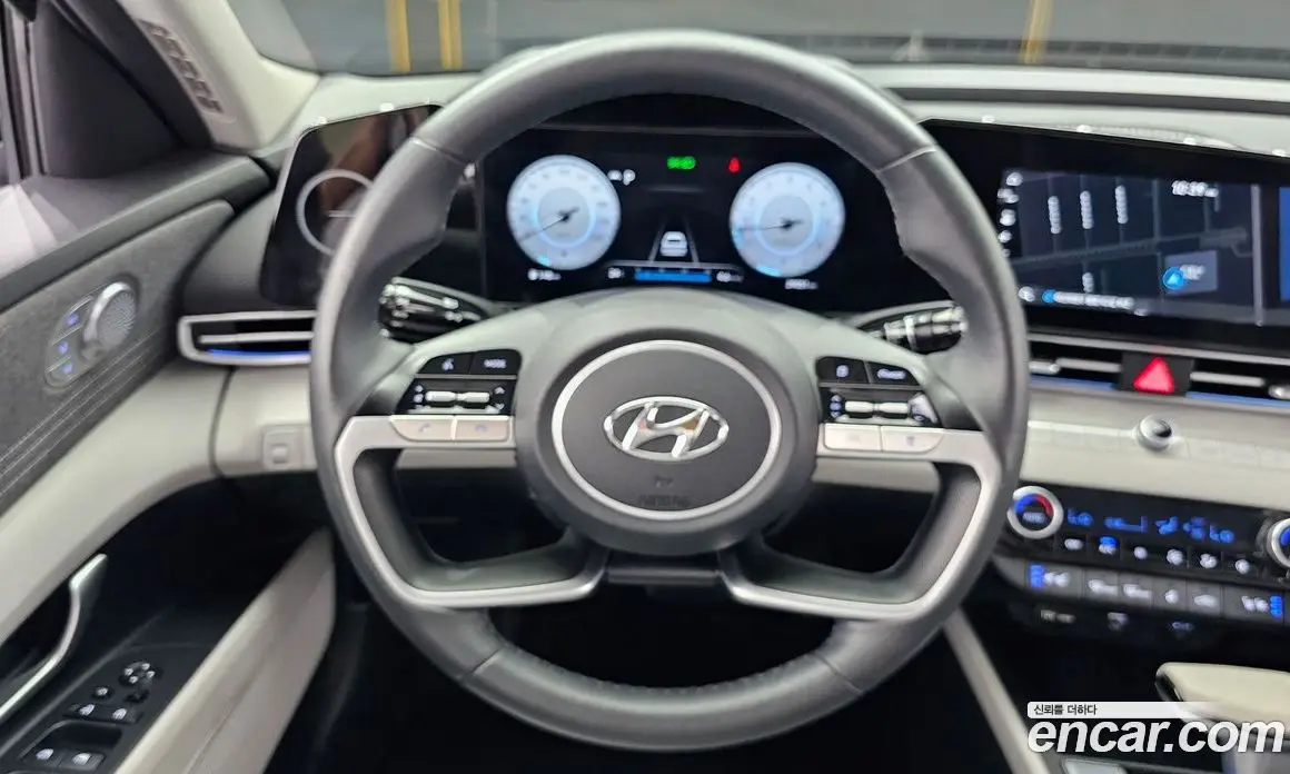 Hyundai Avante 2022 1.6 автомат (гидро), фото 19