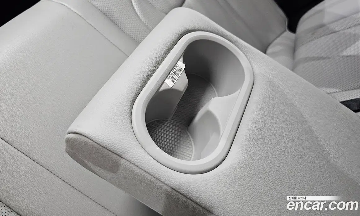 Hyundai Avante 2022 1.6 автомат (гидро), фото 28