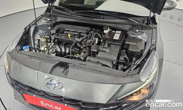 Hyundai Avante 2022 1.6 автомат (гидро), миниатюра 6