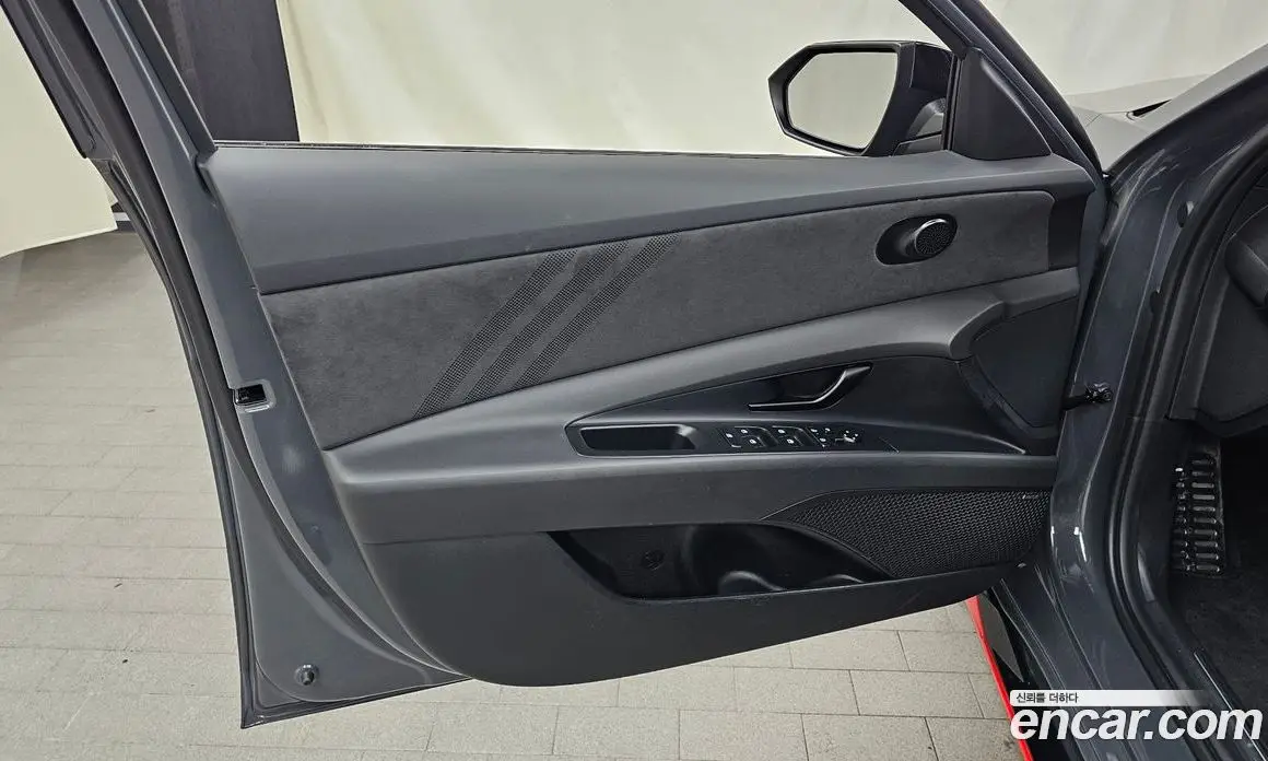 Hyundai Avante 2025 2.0 автомат (гидро), фото 13