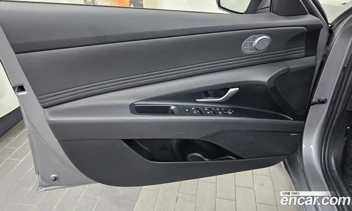 Hyundai Avante 2025 1.6 автомат (гидро), фото 14