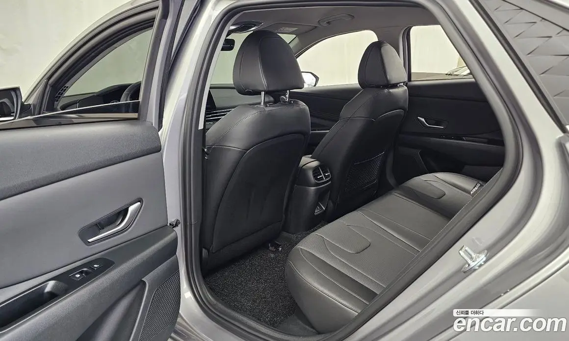 Hyundai Avante 2025 1.6 автомат (гидро), фото 16