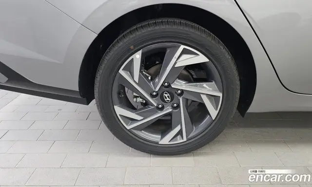 Hyundai Avante 2025 1.6 автомат (гидро), миниатюра 5