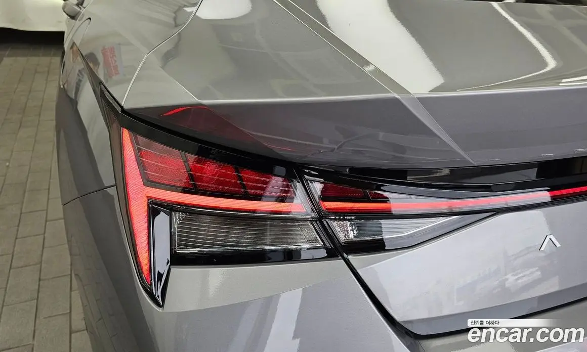 Hyundai Avante 2025 1.6 автомат (гидро), фото 9