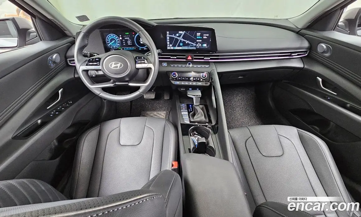 Hyundai Avante 2025 1.6 автомат (гидро), фото 10