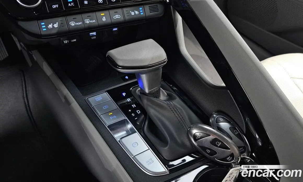 Hyundai Avante 2025 1.6 автомат (гидро), фото 11
