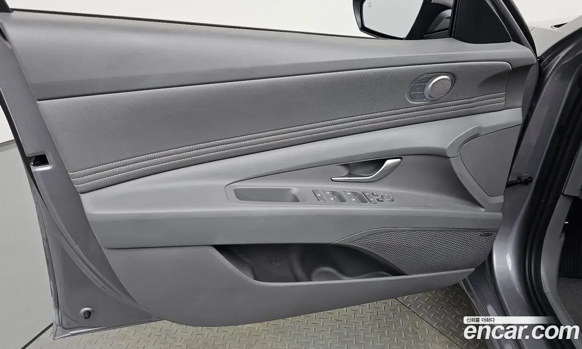 Hyundai Avante 2025 1.6 автомат (гидро), фото 13