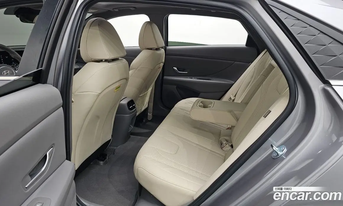 Hyundai Avante 2025 1.6 автомат (гидро), фото 15