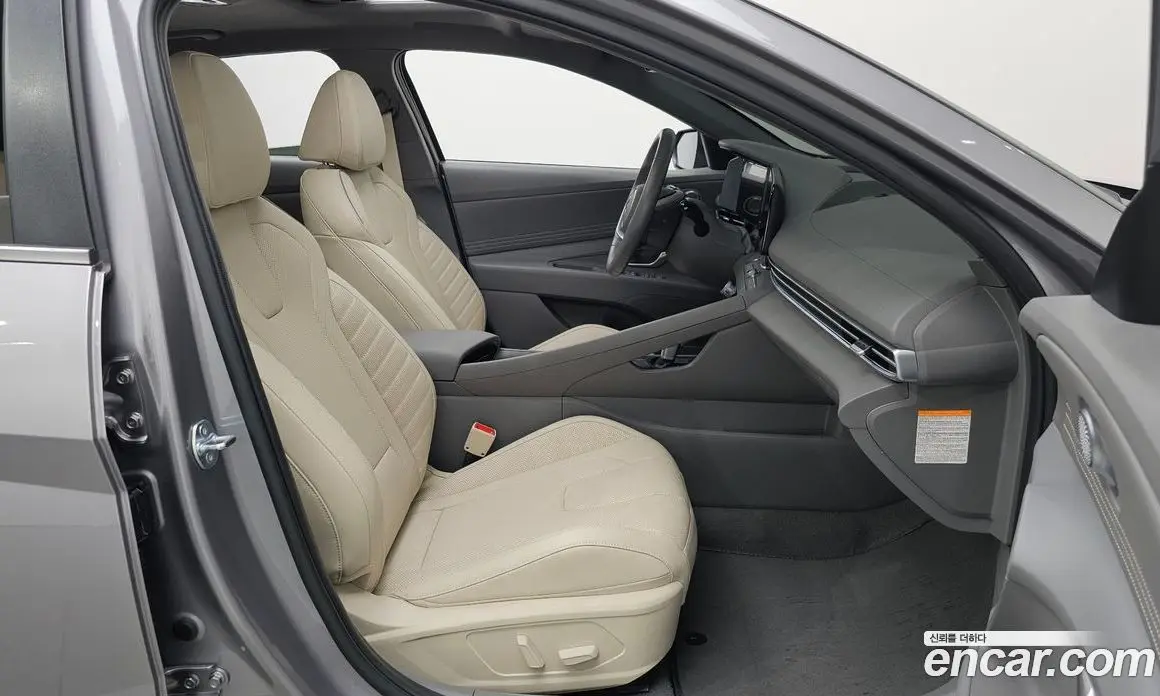 Hyundai Avante 2025 1.6 автомат (гидро), фото 16