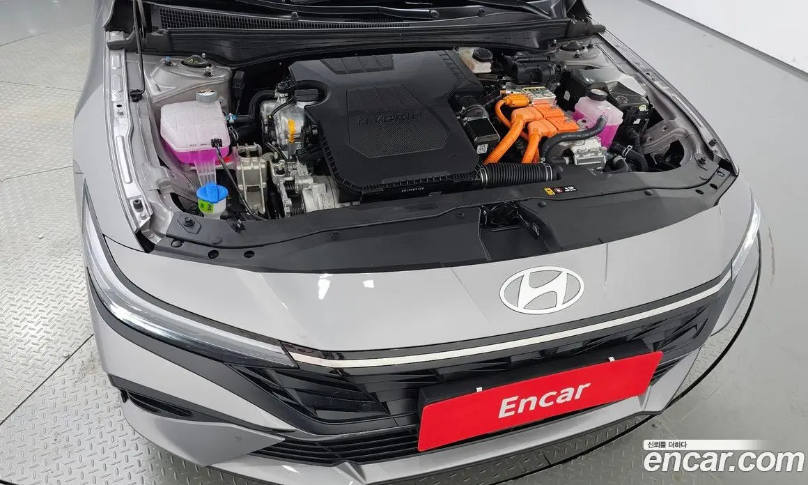 Hyundai Avante 2025 1.6 автомат (гидро), фото 5