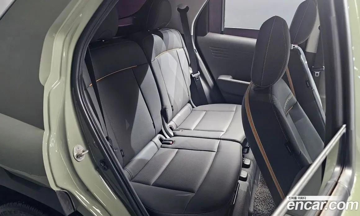 Hyundai Casper 2022 1.0 автомат (гидро), фото 17