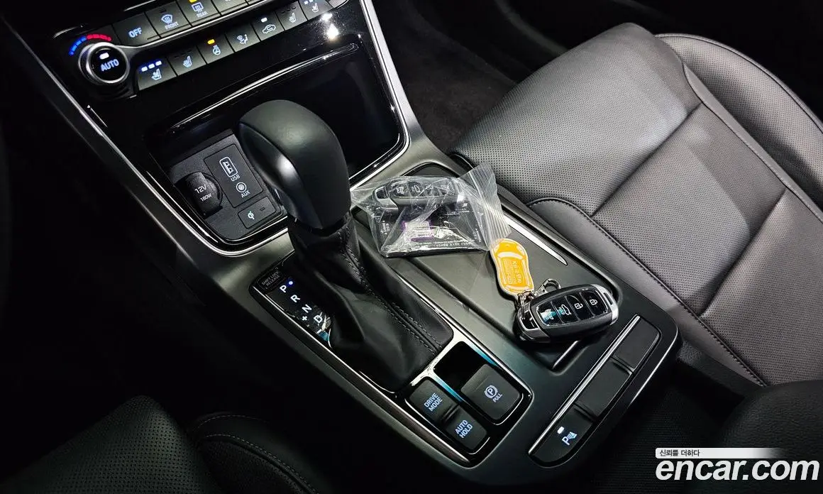 Hyundai Grandeur 2017 3.0 автомат (гидро), фото 11