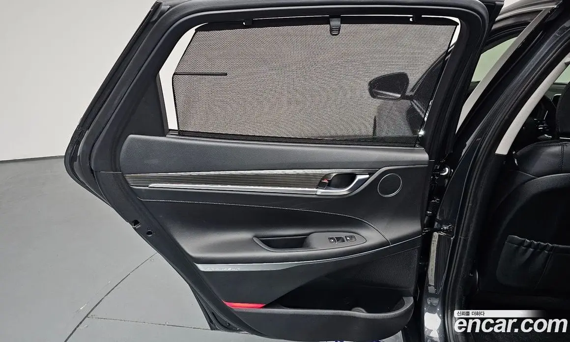 Hyundai Grandeur 2017 3.0 автомат (гидро), фото 14