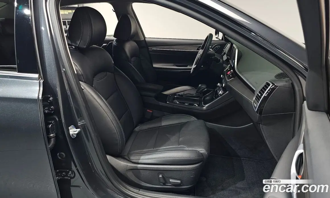 Hyundai Grandeur 2017 3.0 автомат (гидро), фото 15