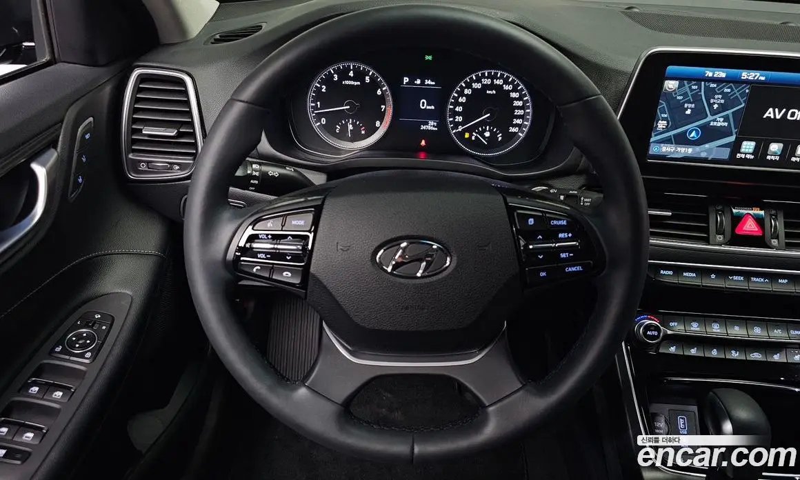 Hyundai Grandeur 2017 3.0 автомат (гидро), фото 18