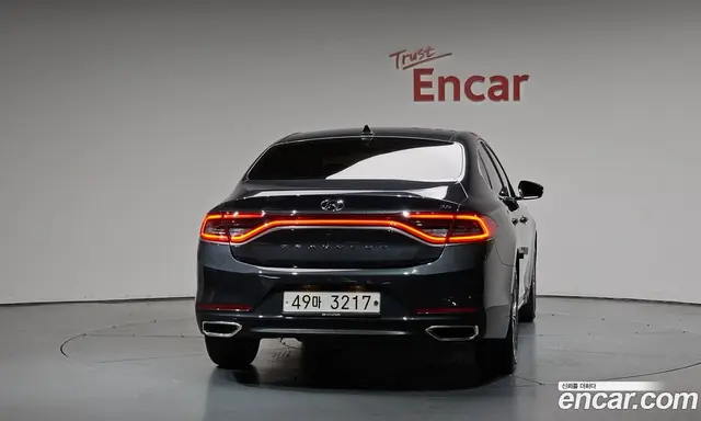 Hyundai Grandeur 2017 3.0 автомат (гидро), миниатюра 3