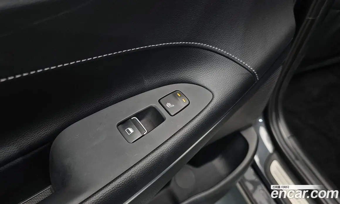 Hyundai Grandeur 2017 3.0 автомат (гидро), фото 24
