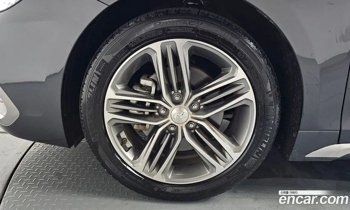 Hyundai Grandeur 2017 3.0 автомат (гидро), фото 4