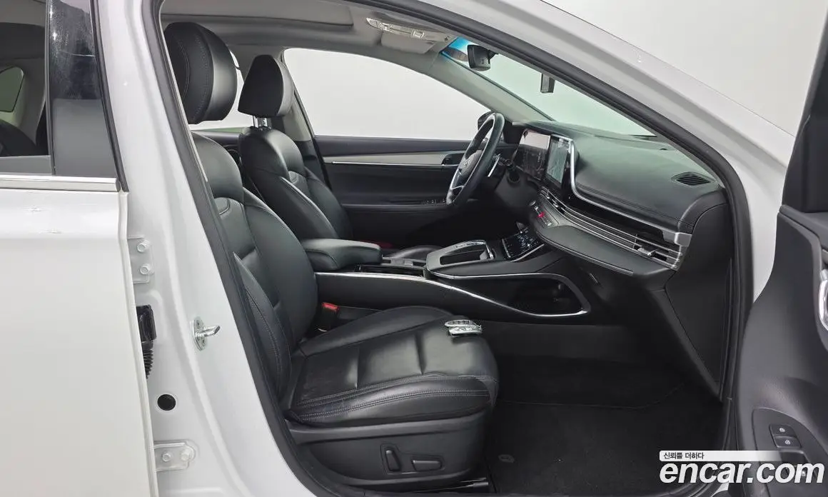 Hyundai Grandeur 2022 2.5 автомат (гидро), фото 13