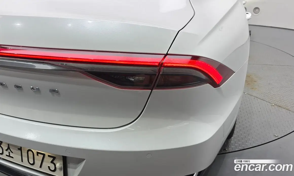 Hyundai Grandeur 2022 2.5 автомат (гидро), фото 9