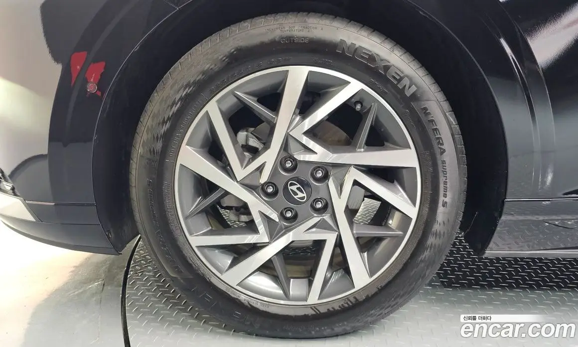 Hyundai Grandeur 2024 1.6 автомат (гидро), фото 5