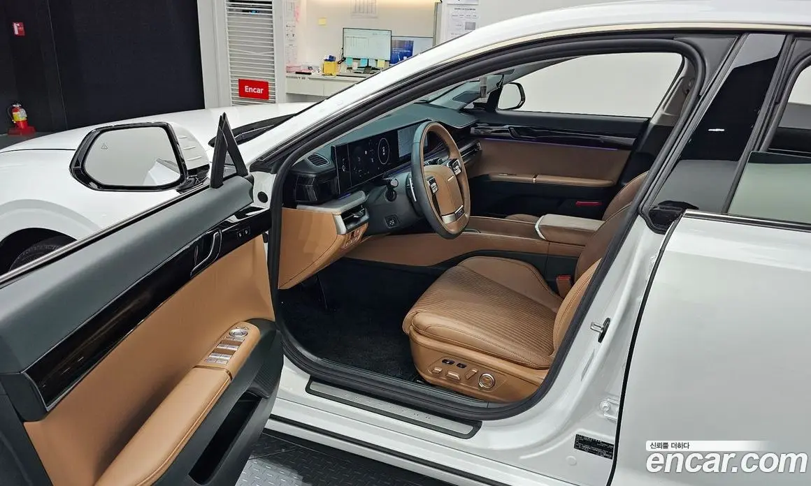 Hyundai Grandeur 2024 1.6 автомат (гидро), фото 13