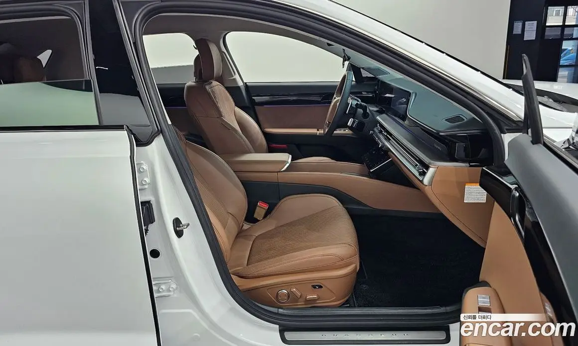 Hyundai Grandeur 2024 1.6 автомат (гидро), фото 17