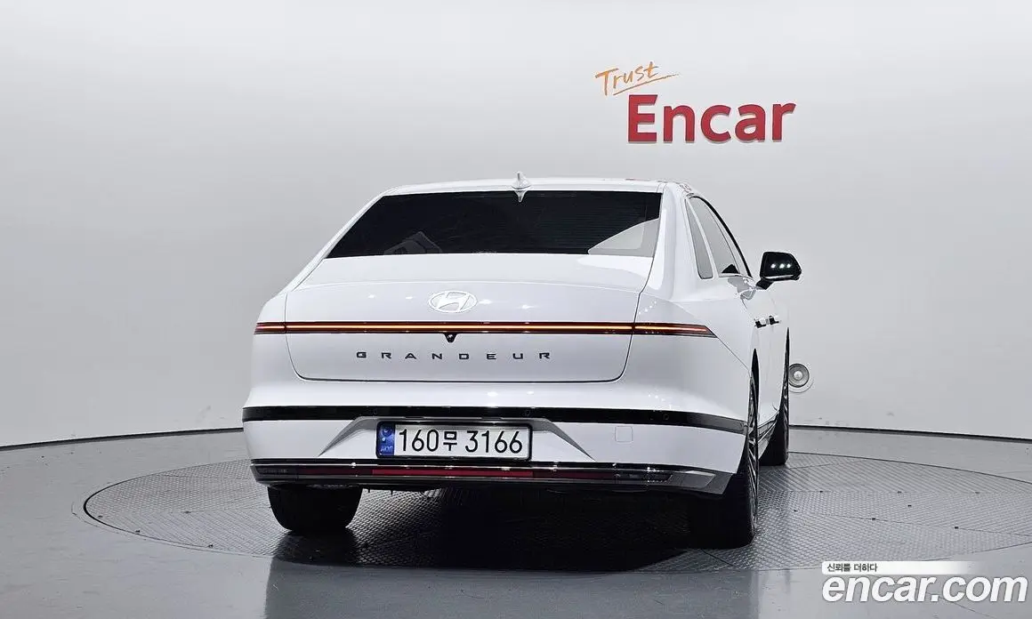 Hyundai Grandeur 2024 1.6 автомат (гидро), фото 4