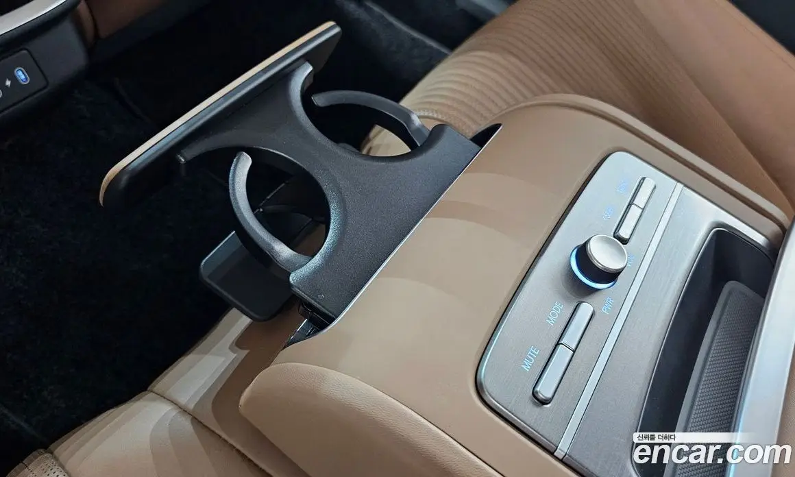 Hyundai Grandeur 2024 1.6 автомат (гидро), фото 32