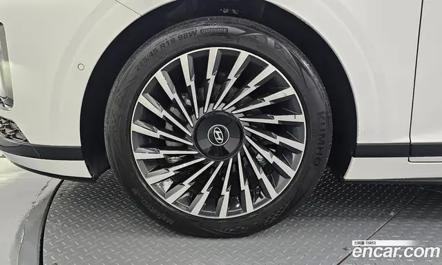 Hyundai Grandeur 2024 1.6 автомат (гидро), миниатюра 5