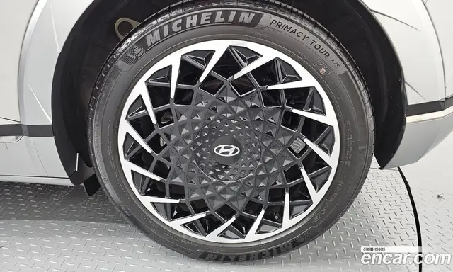 Hyundai Ioniq 5 2022 0.1 автомат (гидро), миниатюра 7