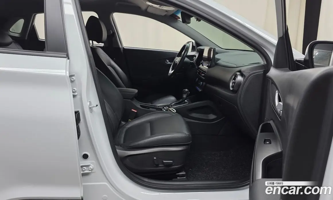 Hyundai Kona 2020 1.6 автомат (гидро), фото 16