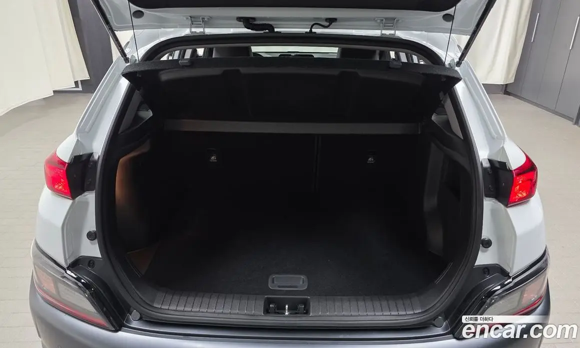 Hyundai Kona 2020 1.6 автомат (гидро), фото 22