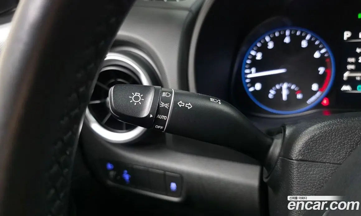 Hyundai Kona 2020 1.6 автомат (гидро), фото 28