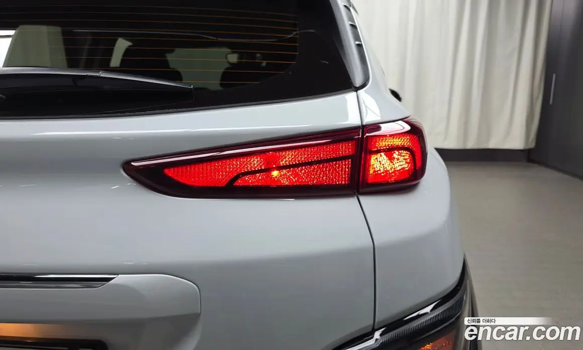 Hyundai Kona 2020 1.6 автомат (гидро), фото 9