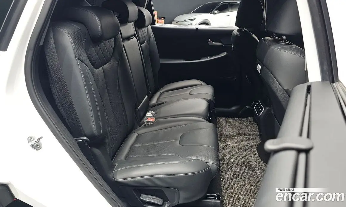 Hyundai Santa Fe 2021 2.5 автомат (гидро), фото 17
