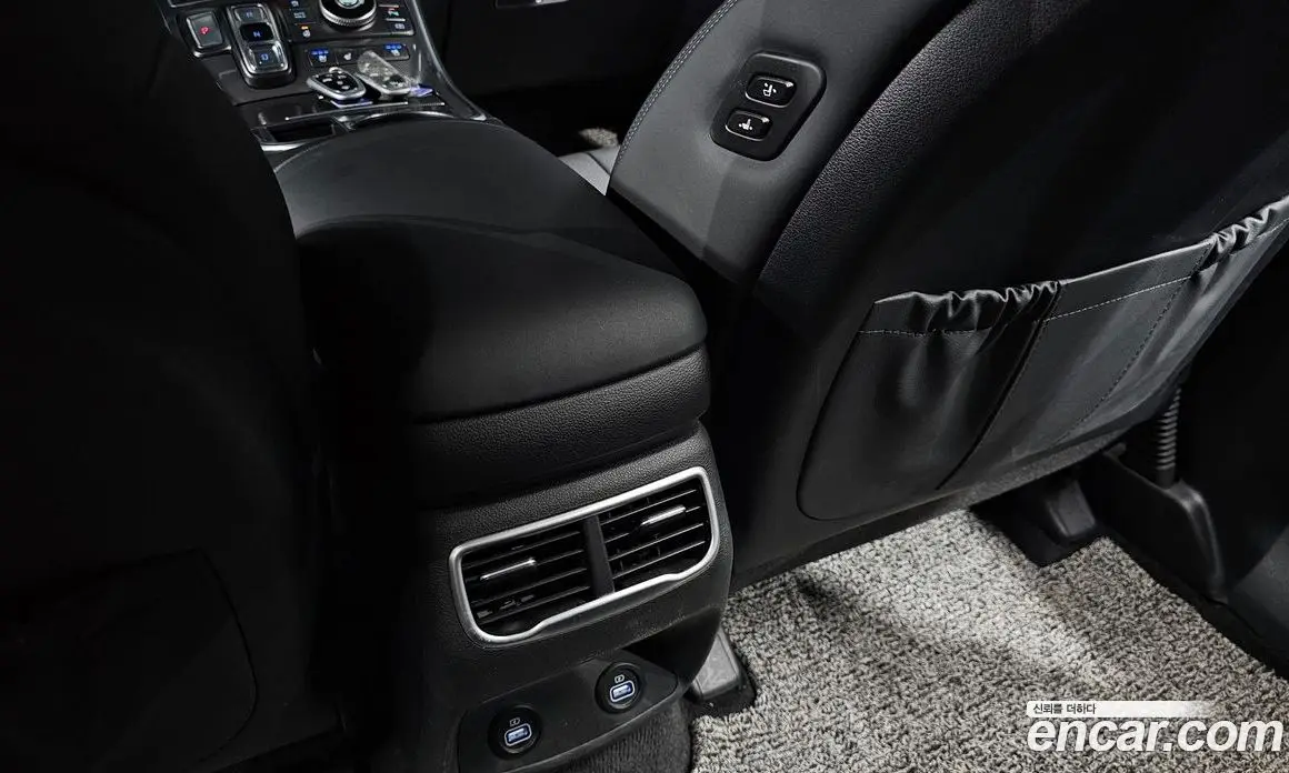Hyundai Santa Fe 2021 2.5 автомат (гидро), фото 27