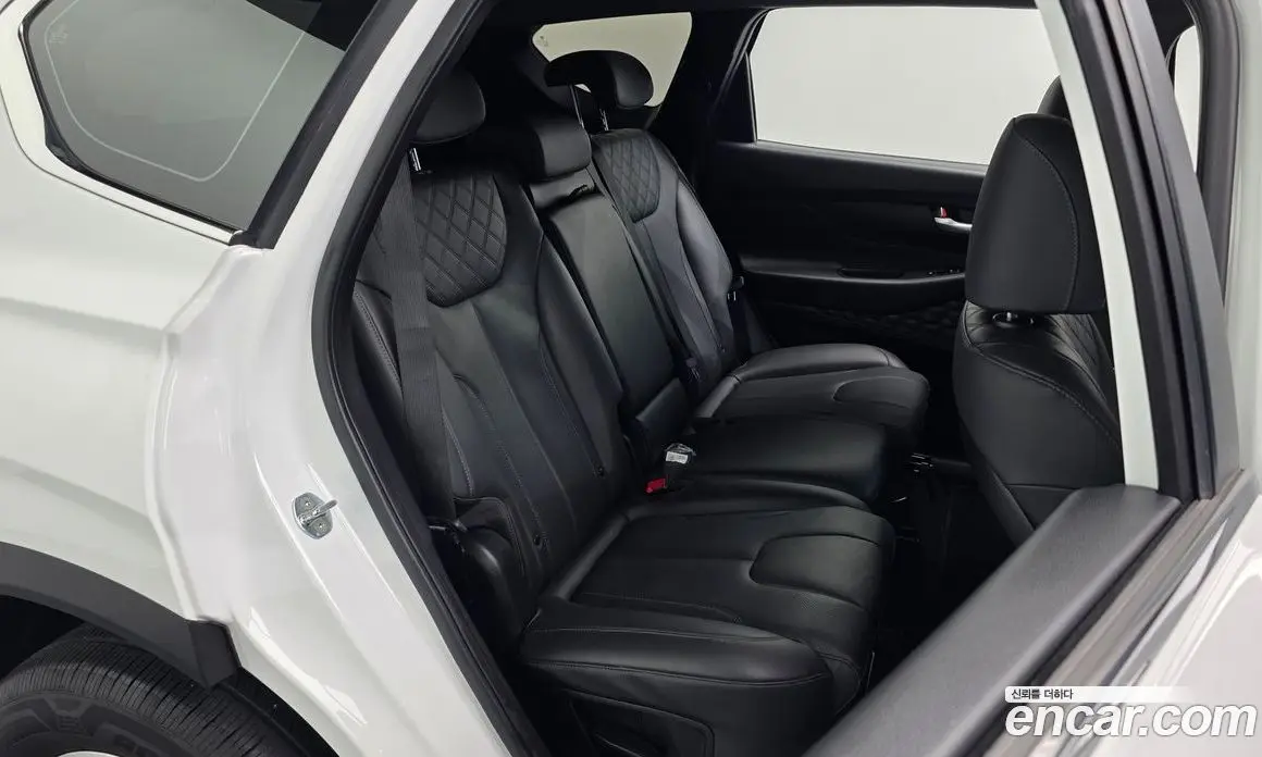 Hyundai Santa Fe 2022 1.6 автомат (гидро), фото 11