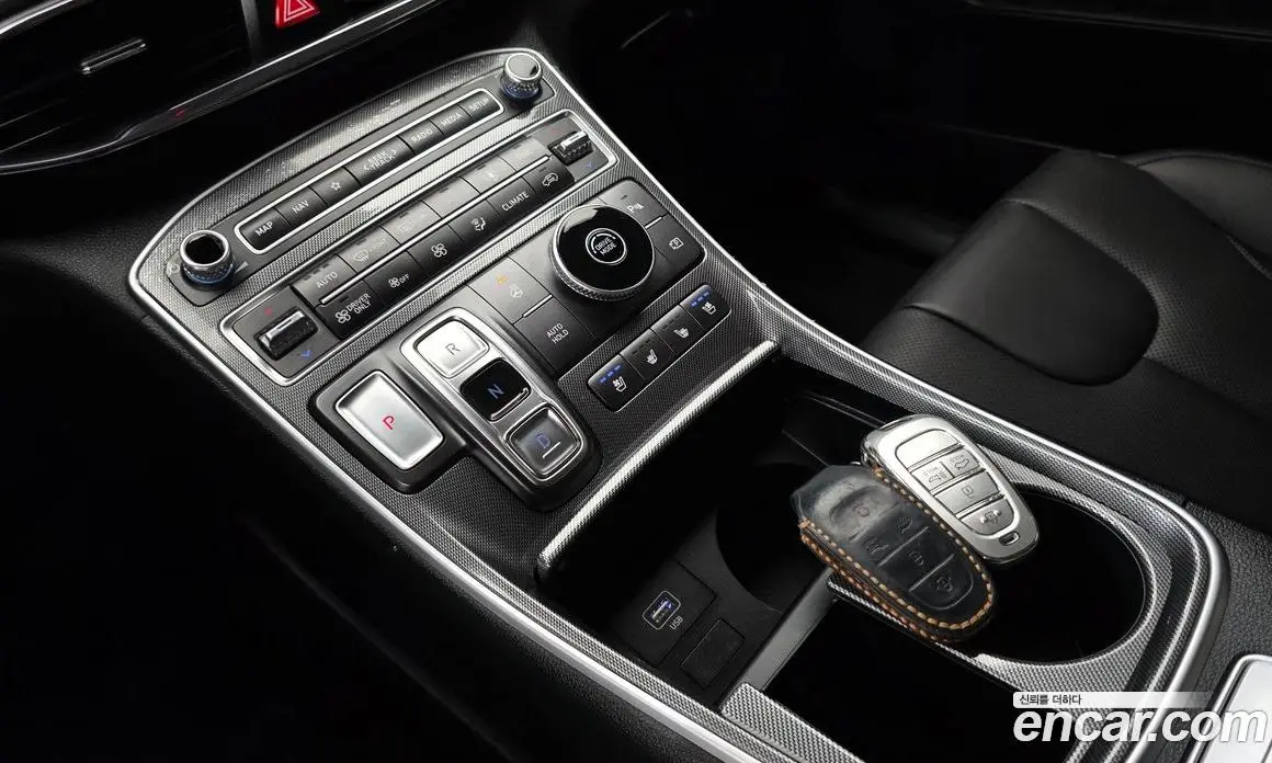 Hyundai Santa Fe 2022 1.6 автомат (гидро), фото 9