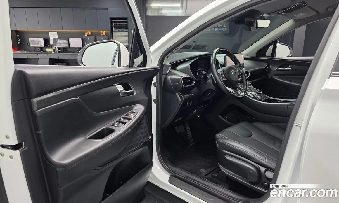 Hyundai Santa Fe 2022 1.6 автомат (гидро), фото 10